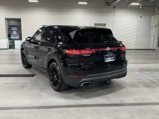 Porsche Cayenne 2019 4x4 SUV