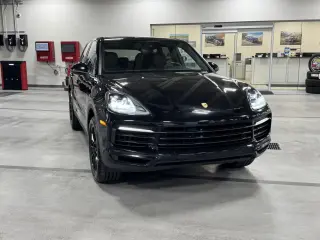 Porsche Cayenne 2019 4x4 SUV