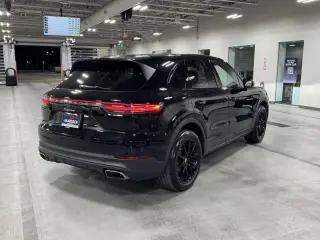 Porsche Cayenne 2019 4x4 SUV