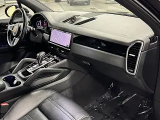 Porsche Cayenne 2019 4x4 SUV