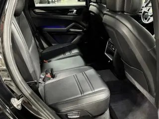 Porsche Cayenne 2019 4x4 SUV