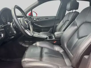 Porsche Macan 2021 AWD 4dr SUV