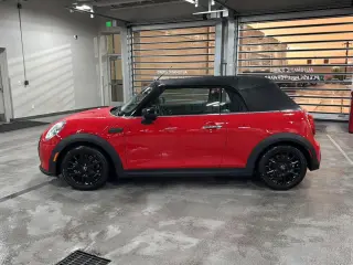 MINI Convertible 2024 Cooper 2dr Convertible
