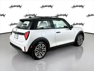 MINI Hardtop 2 Puertas 2026 Cooper C Oxford Edition 2dr Hatchback