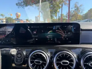 Mercedes-Benz Clase A 2019 AWD A 220 4MATIC 4dr Sedán