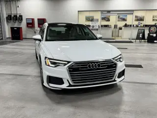 Audi A6 2019 AWD quattro Premium Plus 55 TFSI 4dr Sedán