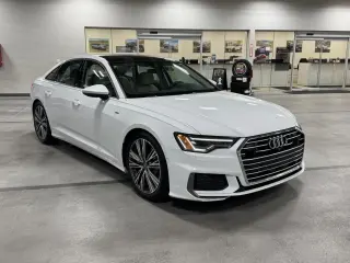 Audi A6 2019 AWD quattro Premium Plus 55 TFSI 4dr Sedán