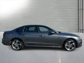 Audi A4 2021 AWD quattro S line Premium Plus 45 TFSI 4dr Sedán