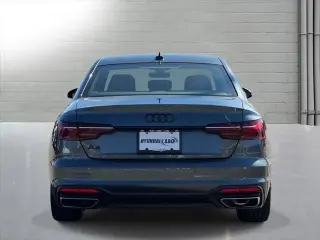 Audi A4 2021 AWD quattro S line Premium Plus 45 TFSI 4dr Sedán