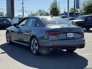 Audi A4 2021 AWD quattro S line Premium Plus 45 TFSI 4dr Sedán