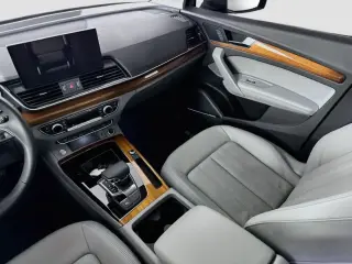Audi Q5 2023 AWD quattro S line Premium Plus 45 TFSI 4p SUV