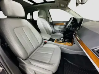 Audi Q5 2023 AWD quattro S line Premium Plus 45 TFSI 4p SUV