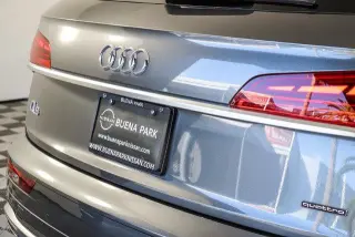 Audi Q5 2023 AWD quattro S line Premium Plus 45 TFSI 4p SUV