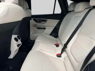 Mercedes-Benz GLC 2025 AWD GLC 300 4MATIC 4dr SUV