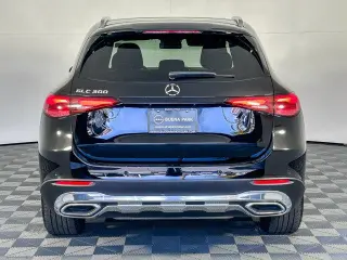 Mercedes-Benz GLC 2024 GLC 300 4dr SUV