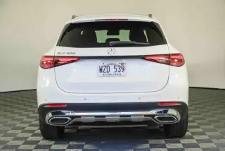 Mercedes-Benz GLC 2024 GLC 300 4dr SUV