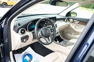 Mercedes-Benz GLC 2021 AWD GLC 300 4MATIC 4p SUV