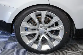 Land Rover Range Rover Sport 2019 AWD HSE 4dr SUV (lanzamiento a mitad de año)