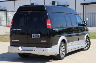 2018 GMC Savana Cargo Van