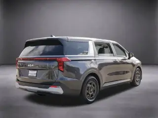 Kia Carnival 2025 LX 4dr Mini-Van