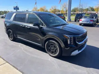 Kia Carnival 2025 LXS 4dr Mini-Van