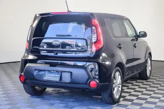 Kia Soul 2015 + 4dr Crossover