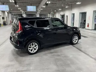 Kia Soul 2023 S 4dr Crossover