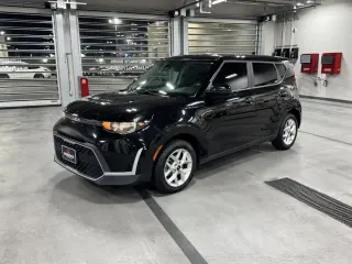 Kia Soul 2023 S 4dr Crossover