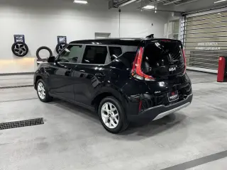 Kia Soul 2023 S 4dr Crossover