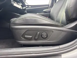 Kia K5 2025 GT 4dr Sedán