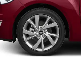 Hyundai VELOSTER 2017 Edición Valor 3dr Cupé