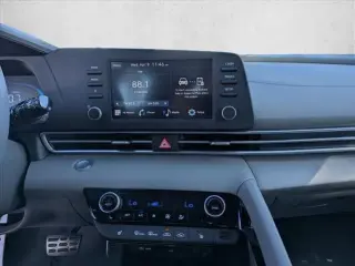Hyundai ELANTRA 2026 SEL Sport Premium 4dr Sedan