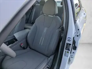 Hyundai ELANTRA 2026 SEL Sport Premium 4dr Sedan