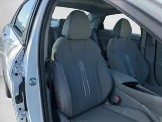 Hyundai ELANTRA 2026 SEL Sport Premium 4dr Sedan