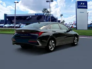 Hyundai ELANTRA 2025 SEL Convenience 4dr Sedán