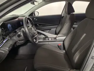 Hyundai ELANTRA 2025 SEL Conveniencia Sedán 4puertas