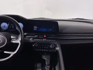 Hyundai ELANTRA 2025 SEL Conveniencia Sedán 4puertas