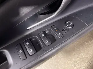 Hyundai ELANTRA 2025 SEL Conveniencia Sedán 4puertas