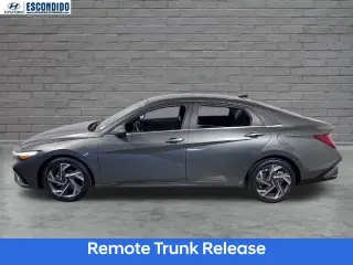 Hyundai ELANTRA 2025 SEL Conveniencia Sedán 4puertas