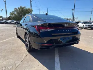 Hyundai ELANTRA 2023 SEL 4dr Sedán