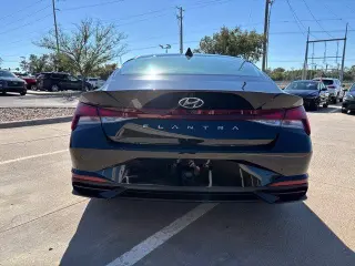 Hyundai ELANTRA 2023 SEL 4dr Sedán