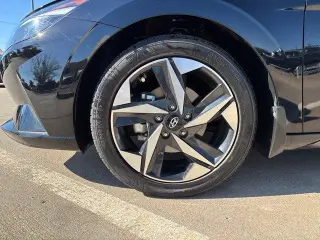 Hyundai ELANTRA 2023 SEL 4dr Sedán