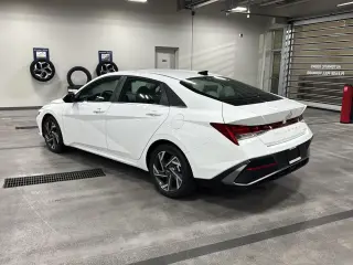 Hyundai ELANTRA 2026 Limited 4dr Sedan