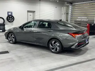 Hyundai ELANTRA 2026 Limited 4dr Sedán
