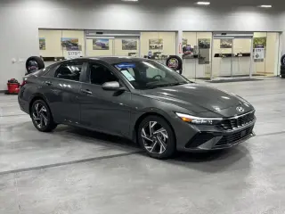 Hyundai ELANTRA 2026 Limited 4dr Sedán