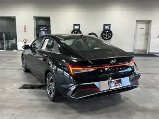 Hyundai ELANTRA Híbrido 2026 Limited 4dr Sedán