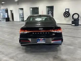 Hyundai ELANTRA Híbrido 2026 Limited 4dr Sedán