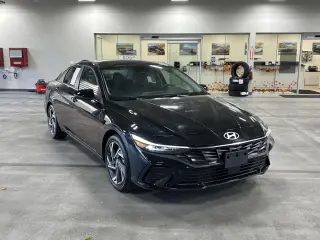 Hyundai ELANTRA Híbrido 2026 Limited 4dr Sedán