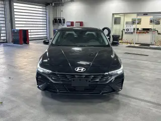 Hyundai ELANTRA Híbrido 2026 Limited 4dr Sedán