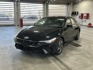 Hyundai ELANTRA Híbrido 2026 Limited 4dr Sedán